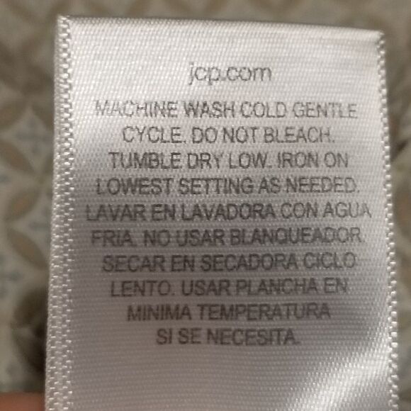 Set Of 2 Cindy Crawford Tan And Blue Paisley KING Pillow Shams - Picture 9 of 10